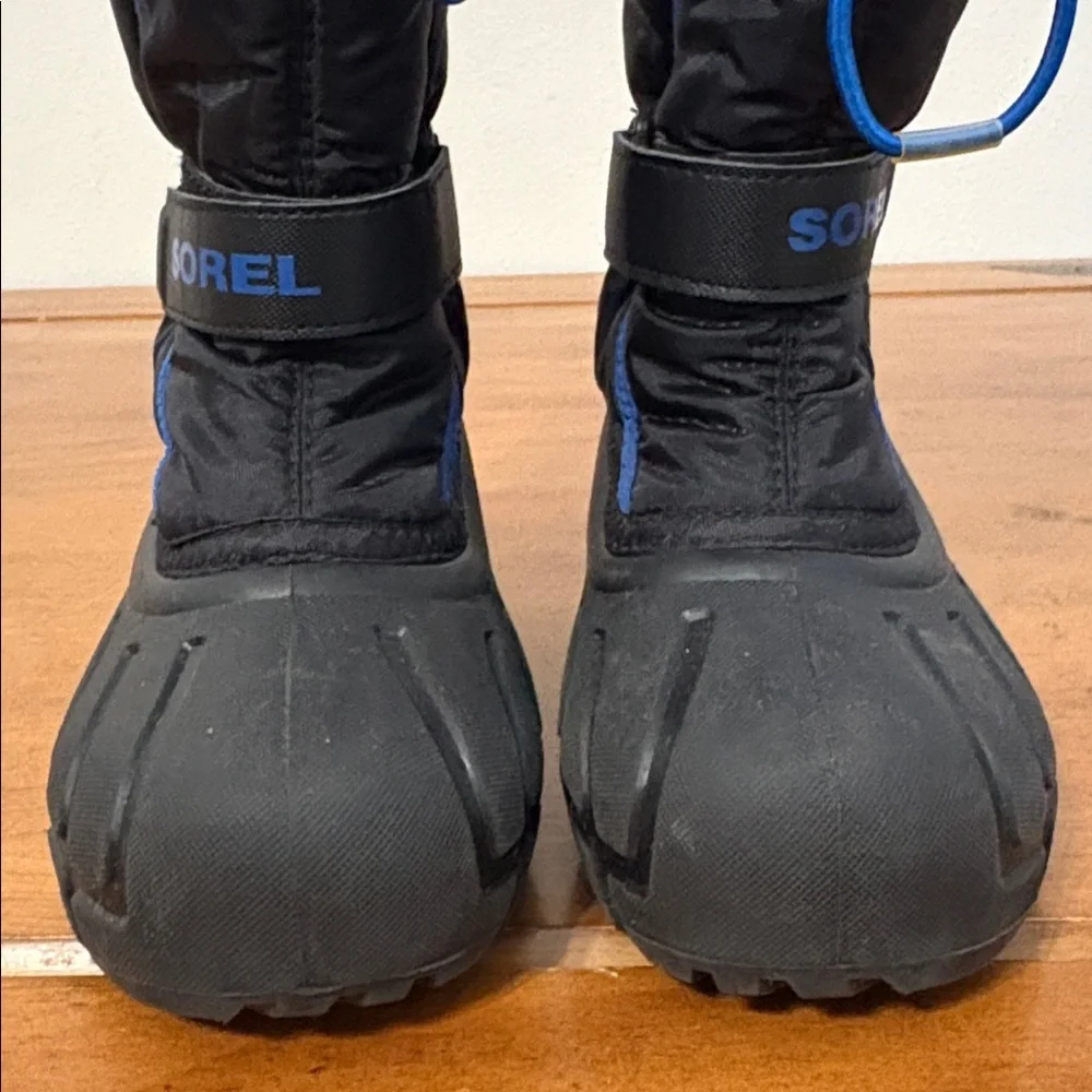 Sorel Black and Blue Snow Boots Size 13